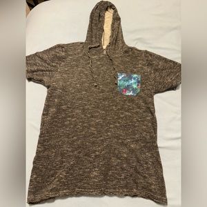 Men’s Small short sleeve hoodie t-shirt